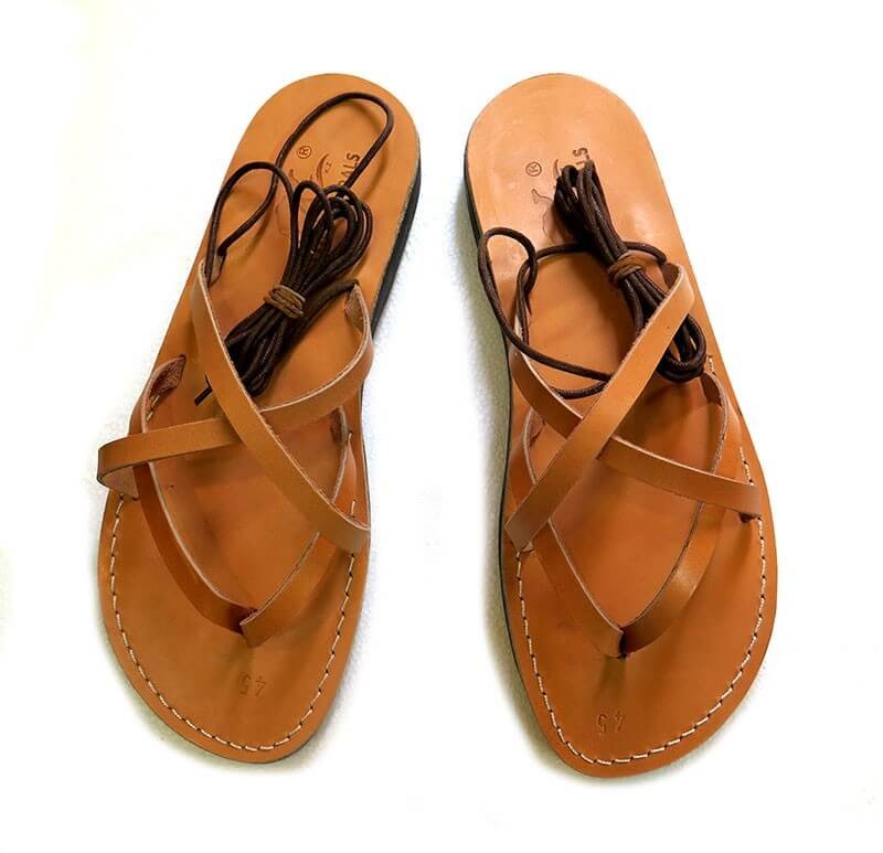 upper view 28 straps