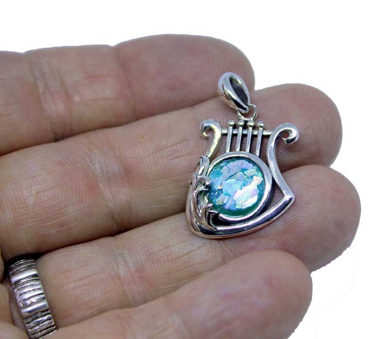 Silver pendant with King David harp and Roman glass