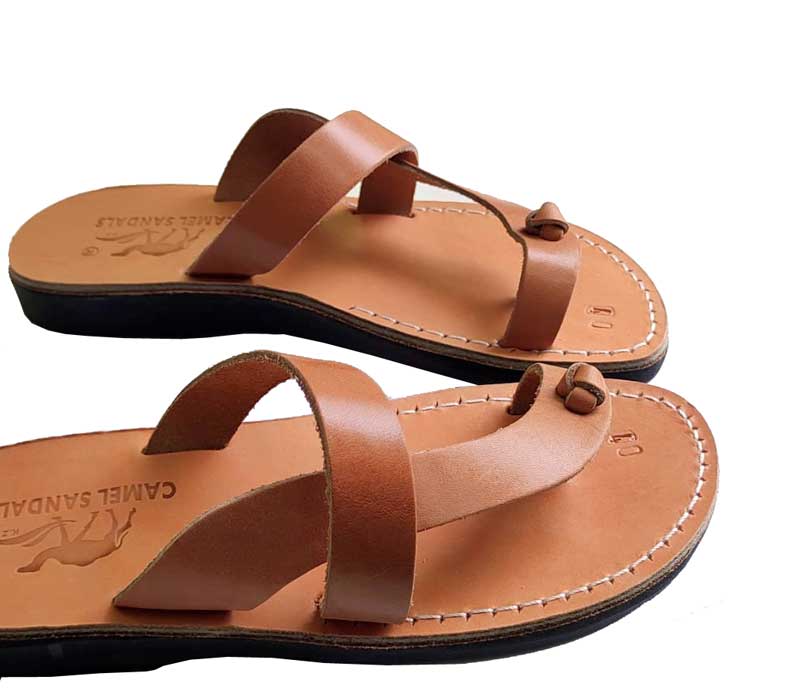 Amazon.com | CAMEL CROWN Men's Leather Sandals Hiking Outdoor Water Beach  Sports Mens Sandals for Summer with Open Toe Adjustable Straps | Sport  Sandals & Slides