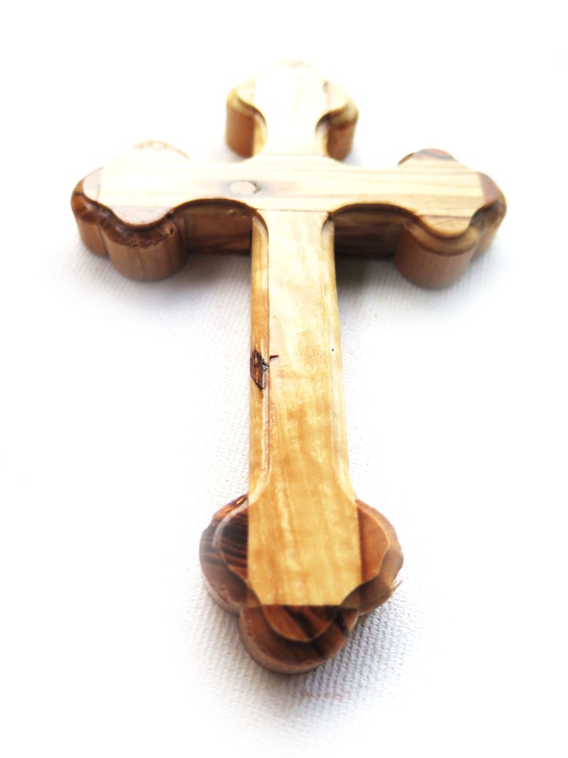Olive wood cross-13.5 cm