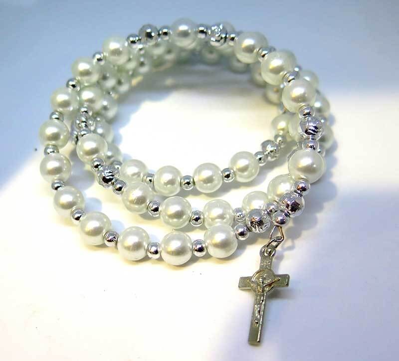 bracelet pearls cross