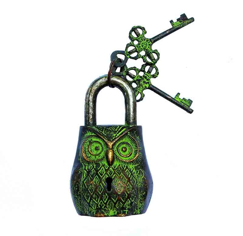 Owl - shaped lock