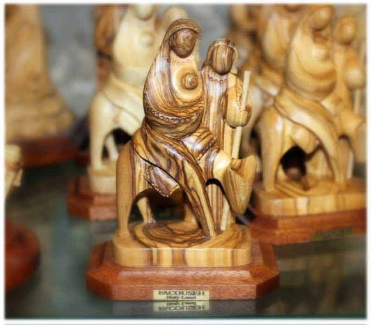The Holy Family | Olive wood